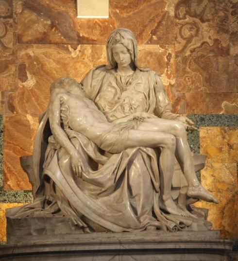 カラーラ大理石の彫刻のピエタ聖所記念堂