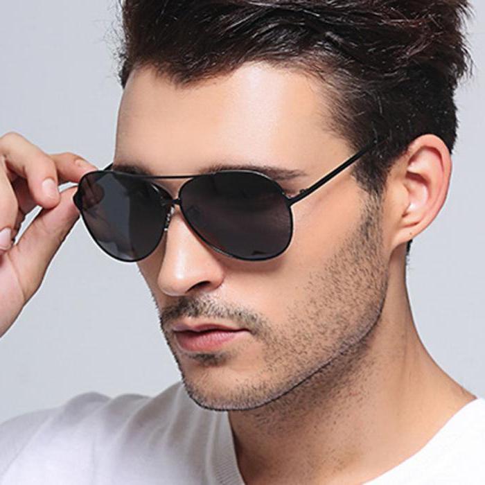 Trendy erkek gözlüğü