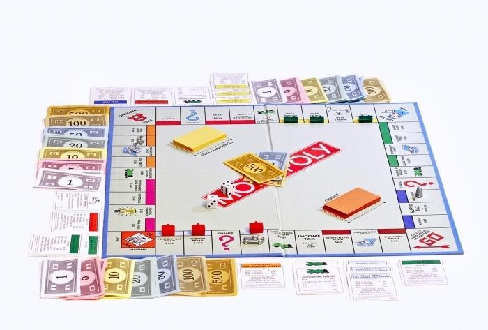 Monopoly-Spiel mit Ihren eigenen Händen machen