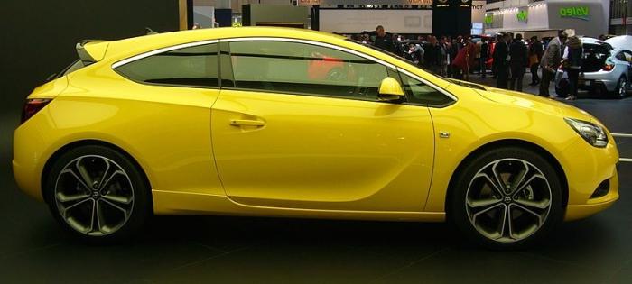 Opel Astra GTC opinie