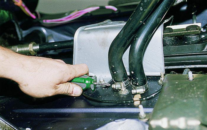 replacing the heater valve 2114 VAZ