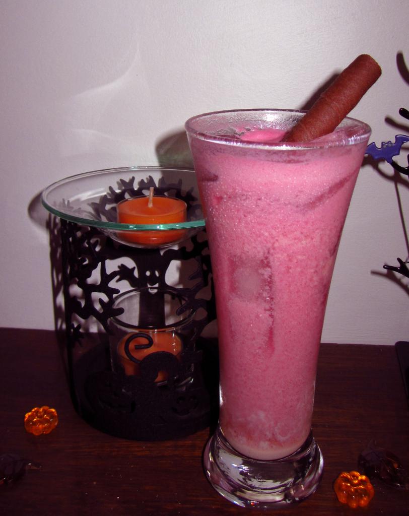 Cocktail Freddy Krueger mit самбукой