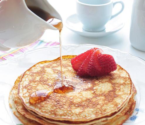 Pfannkuchen ohne Eier mit Milch