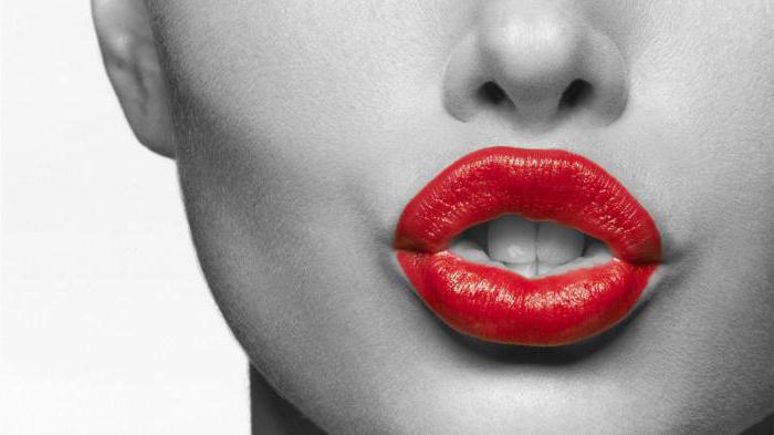 how to paint lips right red lipstick