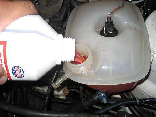 the antifreeze level in the expansion tank