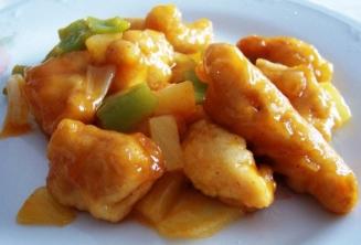 chicken in sweet and sour sauce with pineapple