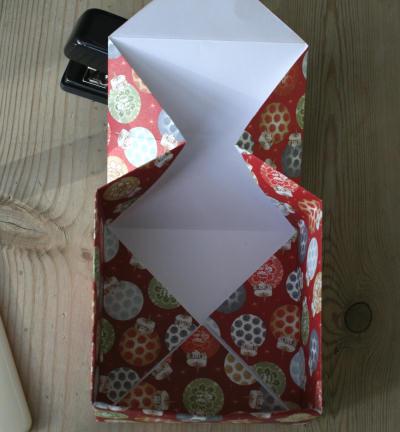 wzór pudełka na prezent