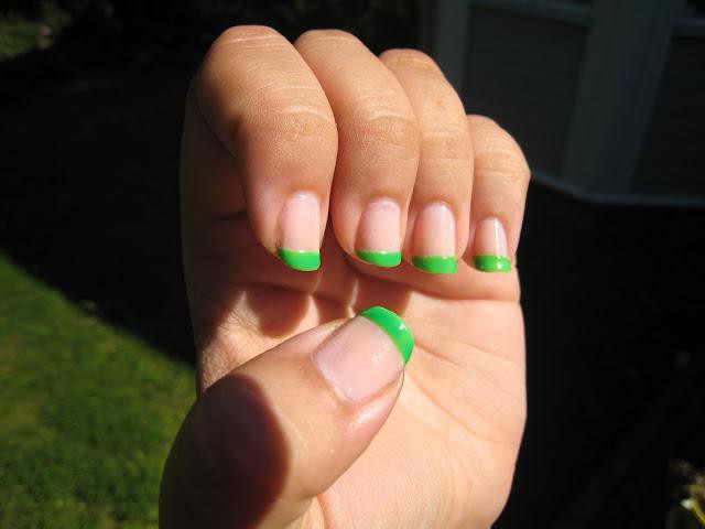 green French manicure with flowers