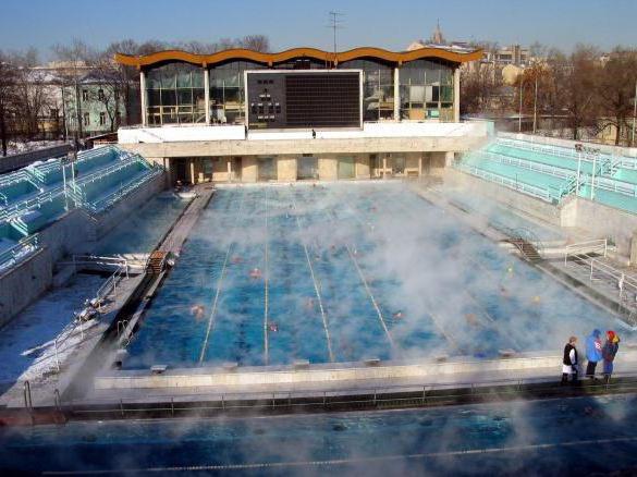 outdoor swimming pool Moscow winter