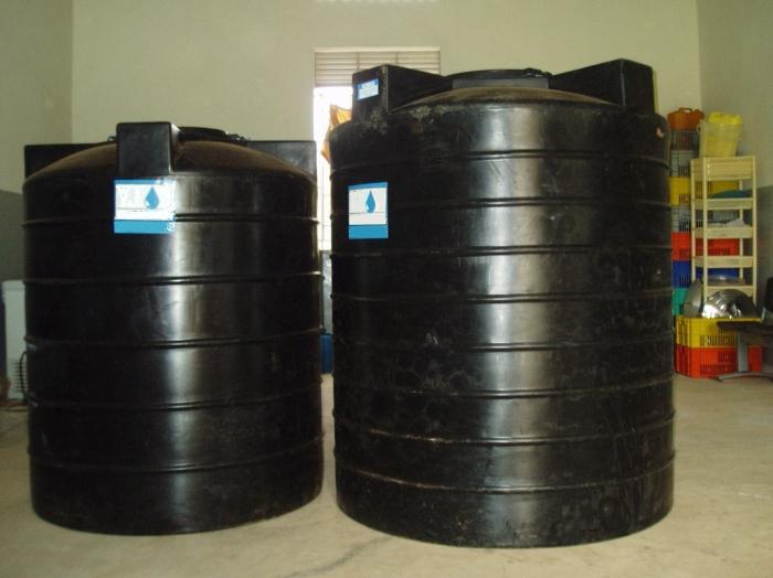 plastic barrels for water