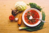 How to cook Ukrainian borscht with beets