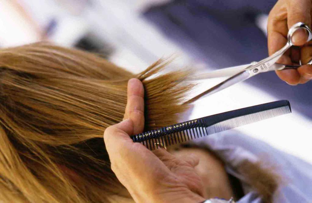 o Processo de филировки de cabelo