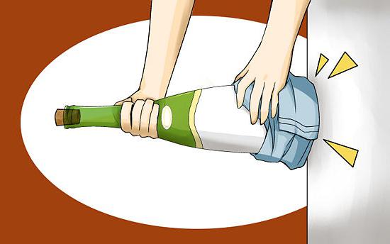 how to open a bottle of wine