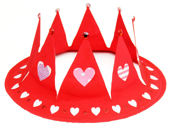 crown from a paper plate