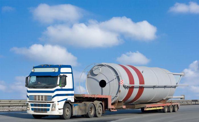 transportation of heavy cargoes by motor transport