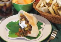 Pita with minced meat: convenient, tasty and varied