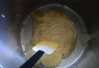 Дитяча кухня: рецепт яблучного пюре на зиму зі згущеним молоком