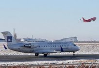 Bombardier crj 200 - Flugzeug, bestehend aus Tugenden