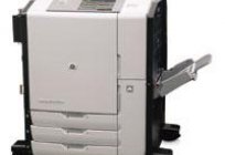 办公设备HP的激光彩色打印机，用于高质量印刷的