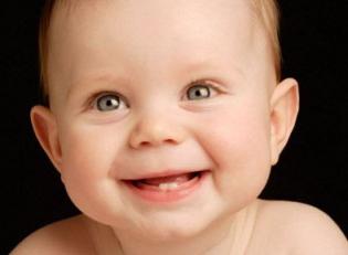 скільки молочних зубів у дитини