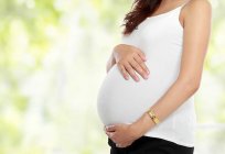 जब उल्टी शुरू होता है, गर्भावस्था में: समय, दर और सुविधाओं