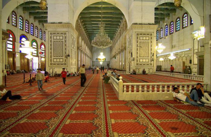 la mezquita de los omeyas de damasco siria