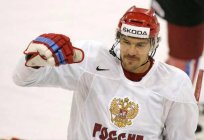 Eishockeyspieler Evgeny Artyukhin: Biografie