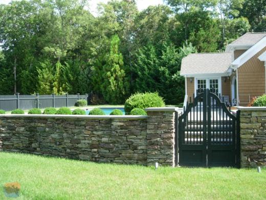 fence faux-stone