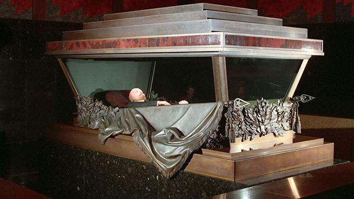 how is the embalming of Lenin