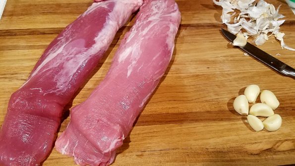 Limpar costeletas de porco recorte