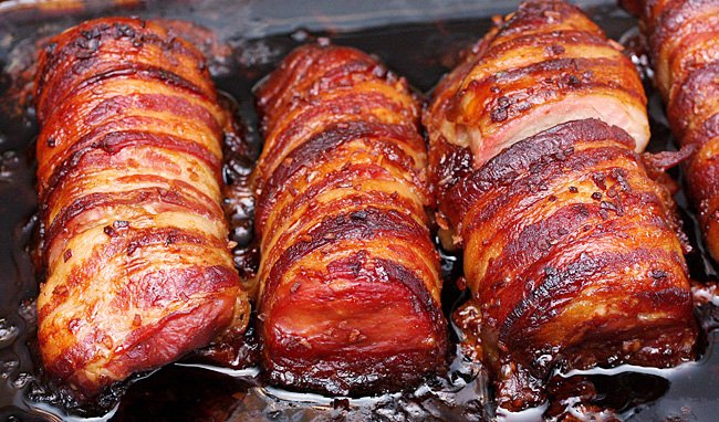 lombo de Porco assado envolto em bacon