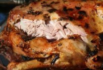 Duck baked in the oven with apples: recipe
