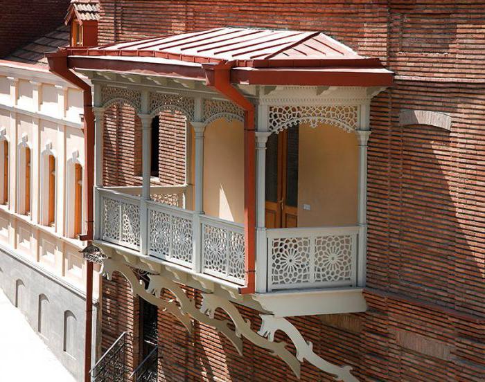 Dream book a balcony without railings