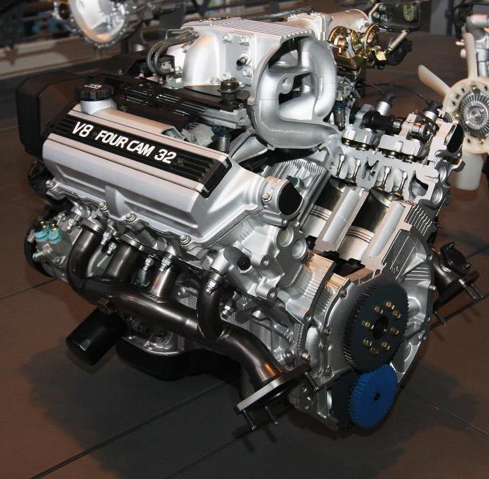 silnik V8