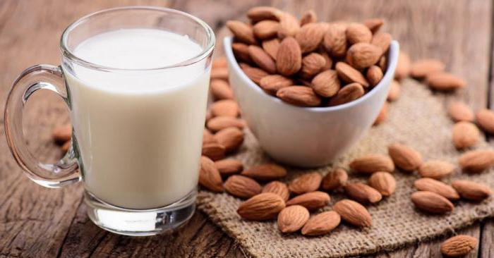 la leche de almendras beneficio y el daño para el organismo