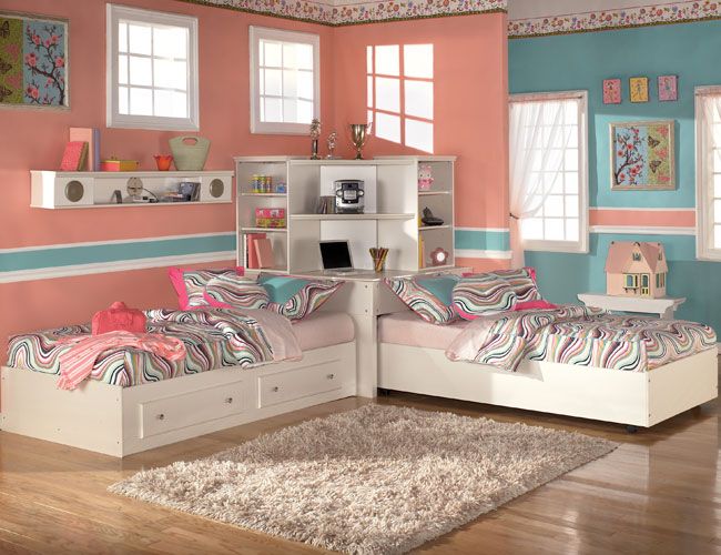Layout of children's rooms for two girls