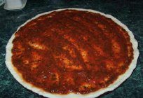 Sauce of tomato paste for the pizza: recipe with photos