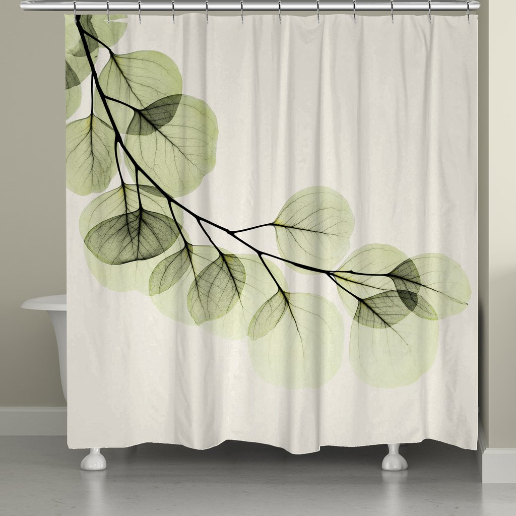 la barra de las cortinas en el cuarto de baño