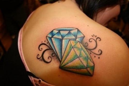 tatuaż diament