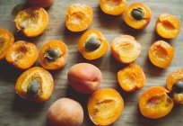 Кращі страви з абрикосів: рецепти і рекомендації