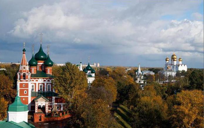 the Church of the Archangel Michael in Yaroslavl the schedule of services