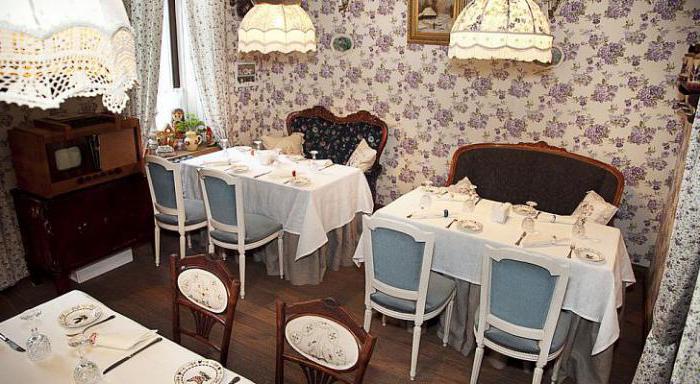 el restaurante "claro" en Тореза: los clientes