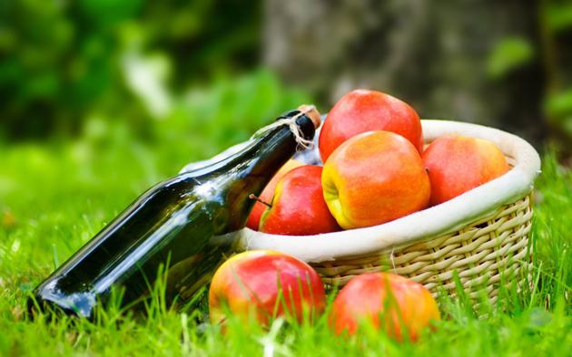 Como preparar o vinho de maçãs