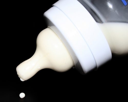 fermentierte Milchmischung für Neugeborene