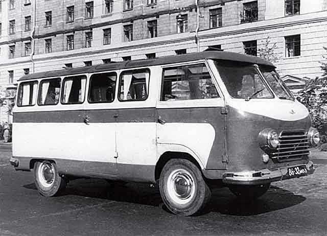 мікроавтобус раф 977