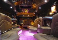 The real luxury: a limo Hummer