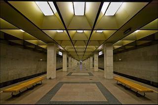 o encerramento de estações de metro
