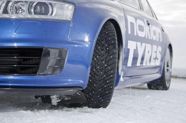 neumáticos de invierno Nokian Hakkapeliitta-8