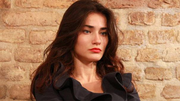 Turkish actress Saadet Aksoy