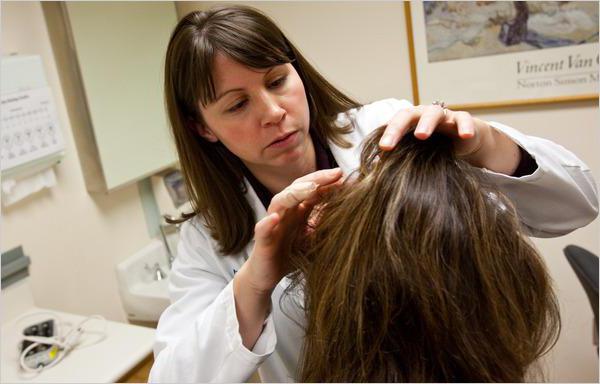 la alopecia en la mujer las causas de tratamiento con medicamentos de selenio